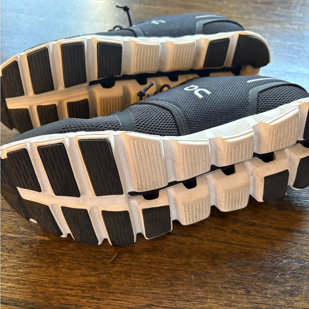 On Cloud - Cloud 5 - image 4